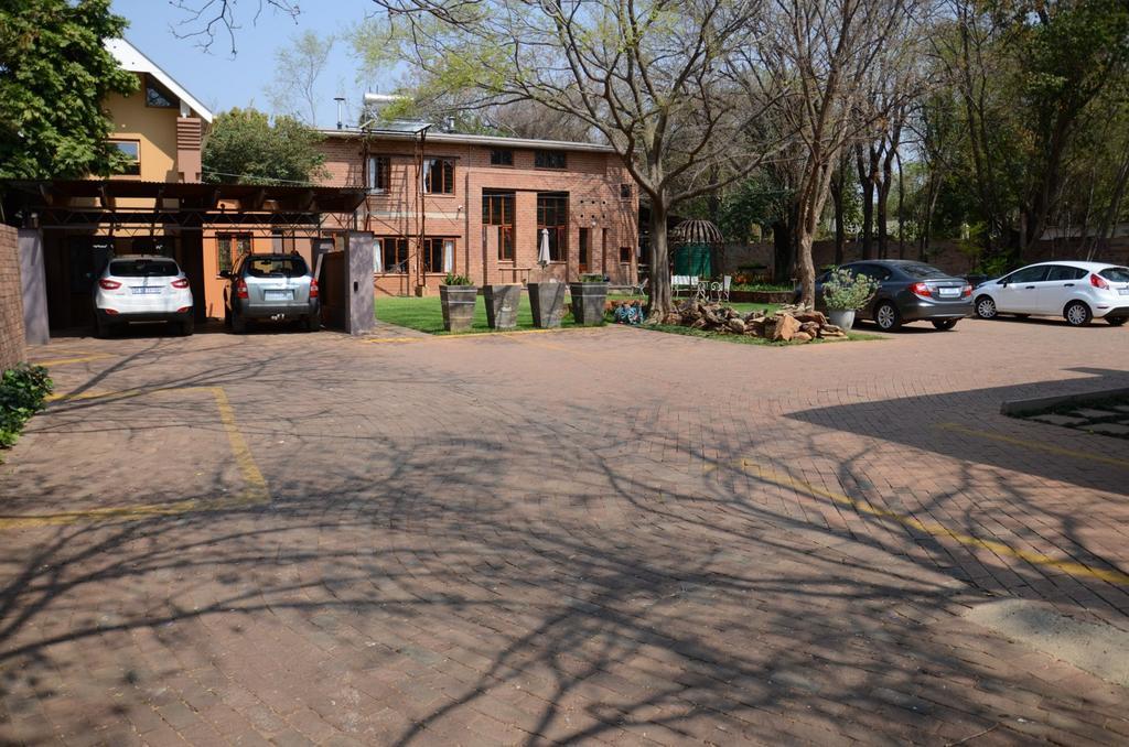 Bed & Breakfast In Hatfield Bed & Breakfast Pretoria Bagian luar foto