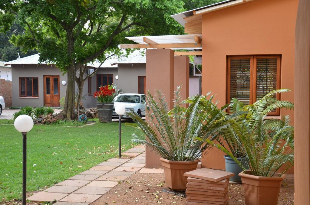 Bed & Breakfast In Hatfield Bed & Breakfast Pretoria Bagian luar foto