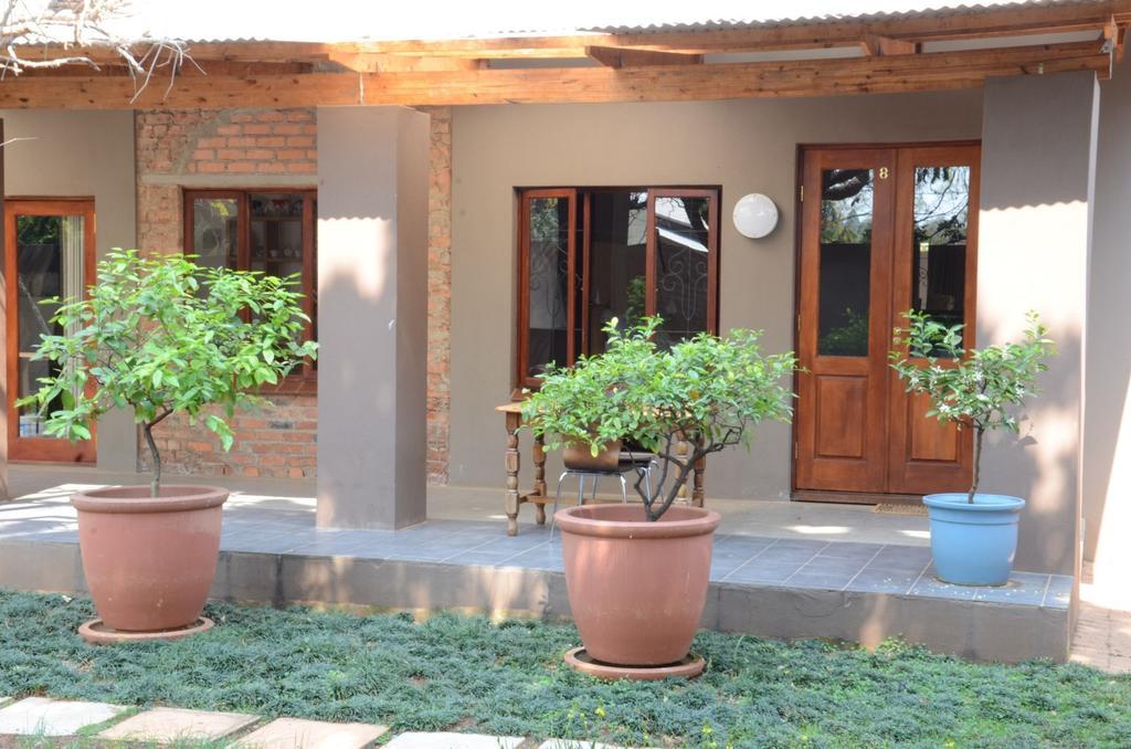 Bed & Breakfast In Hatfield Bed & Breakfast Pretoria Bagian luar foto