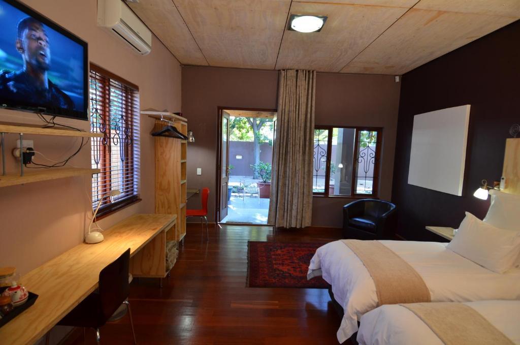 Bed & Breakfast In Hatfield Bed & Breakfast Pretoria Bagian luar foto